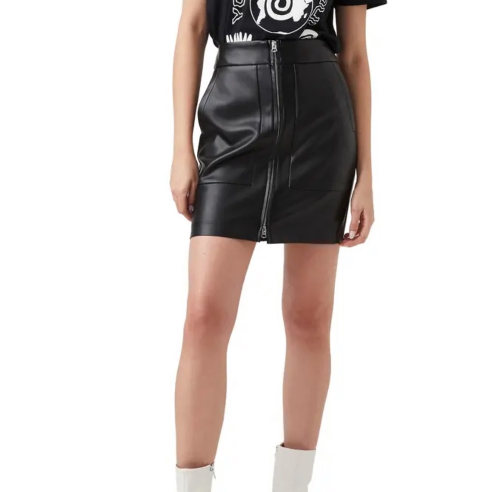 French connection vegan leather skirt nwt sexy and cute